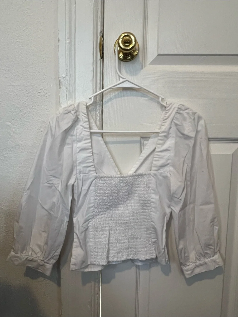 Abercrombie & Fitch White Twist-Front Puff Sleeve Blouse